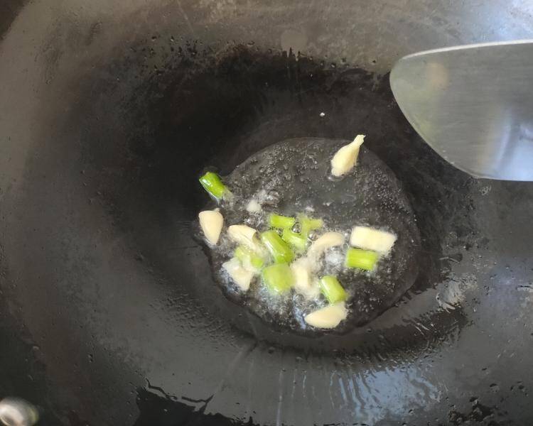 Loại rau duy nhất giàu vitamin D đem xào đơn giản nhưng cực ngon và bổ - 2