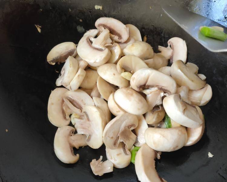 Loại rau duy nhất giàu vitamin D đem xào đơn giản nhưng cực ngon và bổ - 3