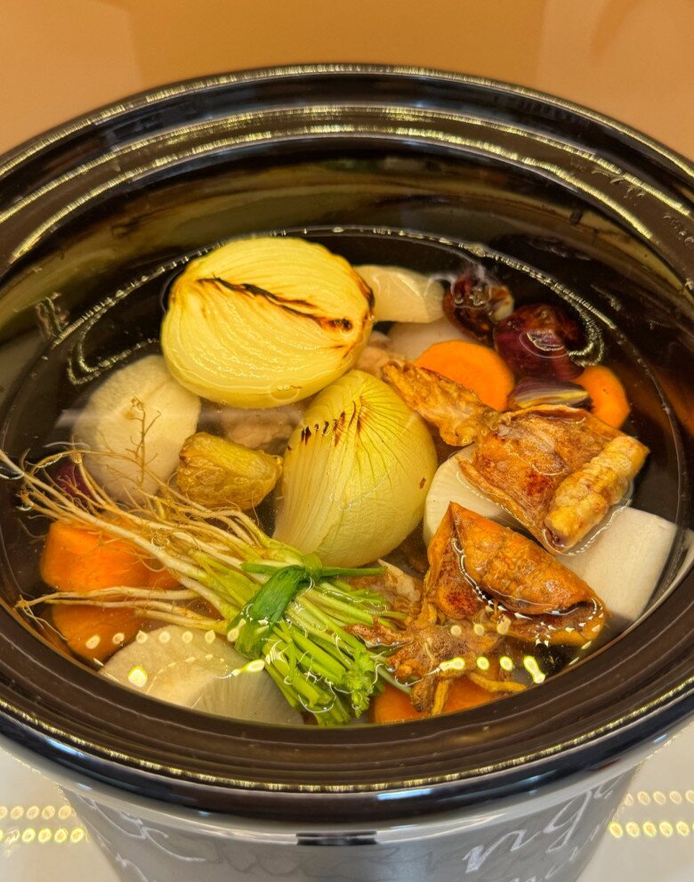 Mẹ đảm mách cách nấu nước dùng thơm ngon ngọt tự nhiên không phụ gia, tha hồ nấu cháo, bún, miến hay phở - 4