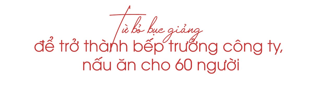 Mẹ đảm Thanh Hóa ngày nấu ăn cho 60 đồng nghiệp, tối về bày biện cơm nhà cực thơm ngon - 1