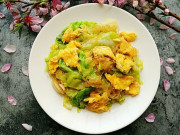 Bếp Eva - Đi chợ gặp rau siêu giàu vitamin C này mua ngay, xào cực ngon lại tốt cho tiêu hóa