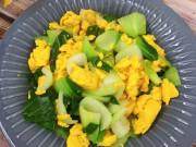 Bếp Eva - Loại rau giàu canxi đem xào với thứ này được món ăn siêu bổ lại trôi cơm