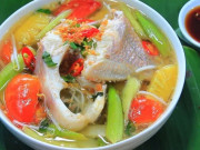 Bếp Eva - Nấu canh cá hay bị tanh, bếp trưởng tiết lộ: Chỉ cần làm theo bước này, canh thơm không tanh người khó tính cũng phải khen