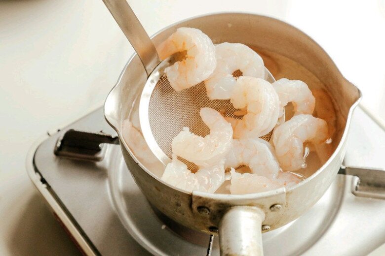 Nhà đang nhiều trứng, làm ngay món này cơm nấu tưởng thừa lại hết sạch, đã thế còn bổ dưỡng - 1