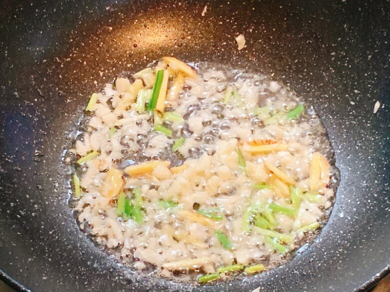 Rẻ như cho nhưng siêu giàu canxi, thứ này đem nấu canh với lá ở biển ngon bổ gấp nhiều lần - 4