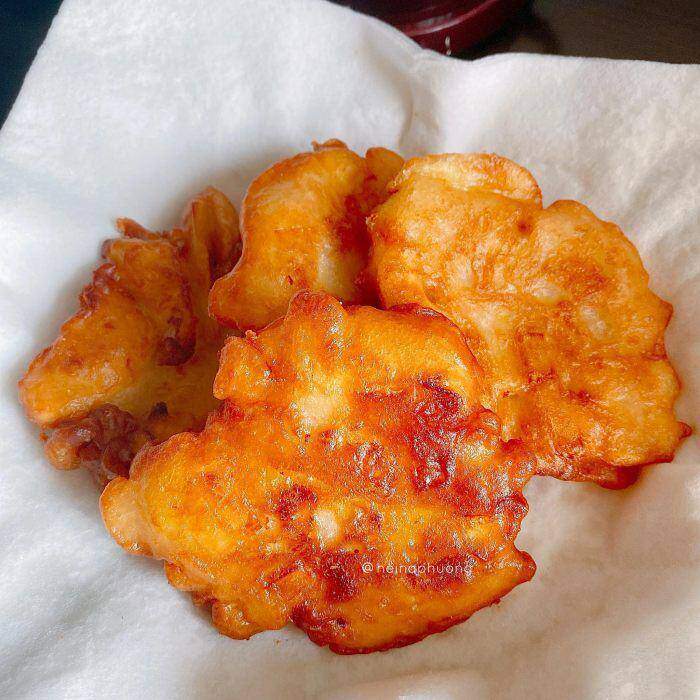 Món bánh sầu riêng từ sầu riêng sượng thơm nức, béo ngon (Ảnh Hana Phương).