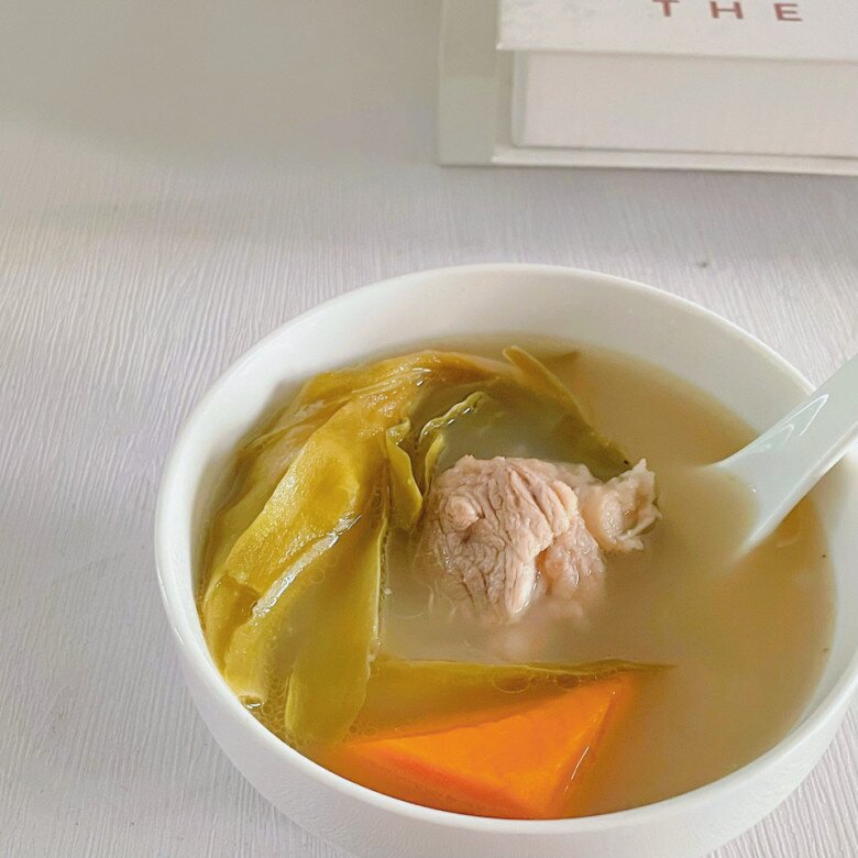 Toàn thân cây này đều là báu vật, nhiều người chỉ ăn quả nhưng hoa mới là đặc sản, nấu thành canh được món siêu bổ dưỡng