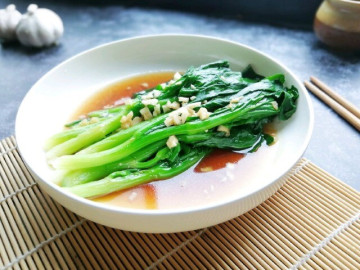 Loại rau rẻ tiền lại rất ngon có lượng canxi gấp 5 lần cá, đem nấu đơn giản mà ai cũng thích