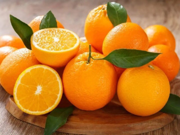 Mua cam, nhìn vào chỗ này, thấy càng to chứng tỏ càng ngọt, mua ngay kiểu hết