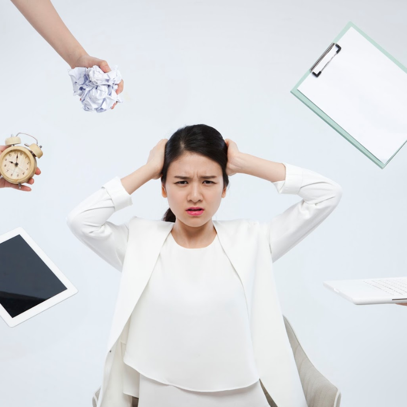 Ngày nay, phụ nữ hiện đại phải đối mặt với nhiều áp lực