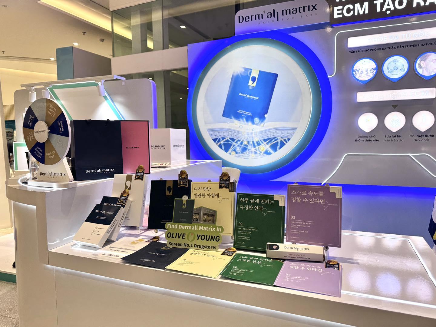 Pop-up store Dermall Matrix diễn ra từ ngày 13/12 đến 21/12 tại Lotte Mall West Lake (Hà Nội)