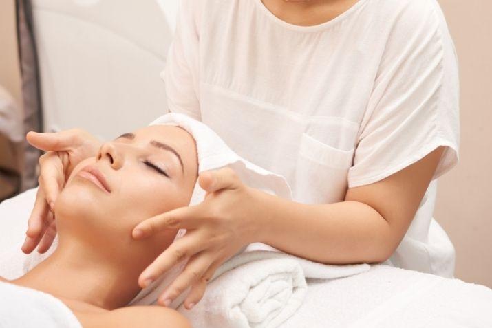 Thư giãn, xả stress tại spa