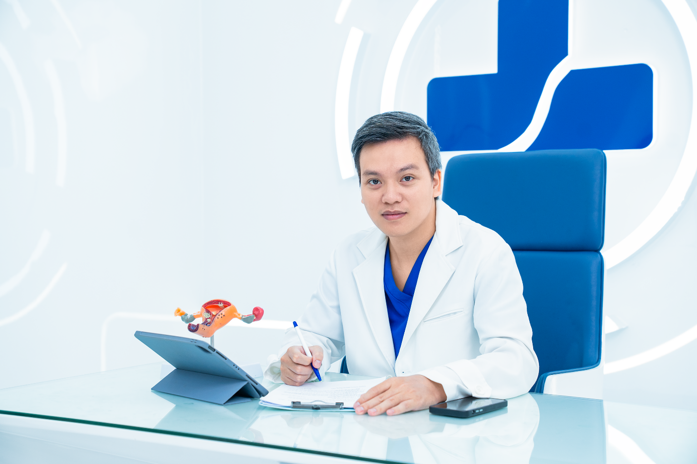 Bác sĩ David Bui: “Thẩm mỹ vùng kín không nên là một điều xa xỉ với phụ nữ” - 1