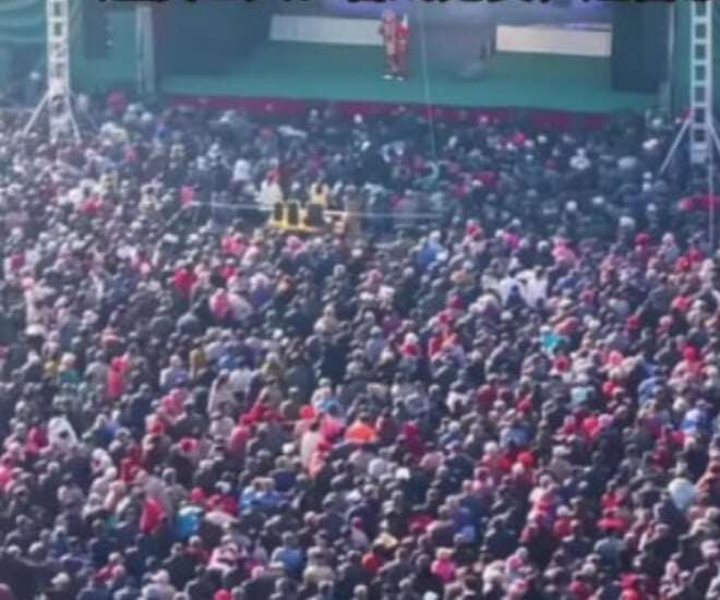 Con trai chi tiền tỷ mời dân làng xem kịch suốt 3 ngày nhân 20 năm giỗ mẹ: “Cuộc đời mẹ là một cuộc đời vĩ đại” - 1