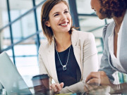 Eva tám - 5 mẹo tâm lý không hề chiêu trò giúp bạn nắm quyền chủ động nơi công sở