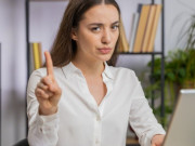 Eva tám - 9 cách phản ứng tinh tế mà khôn ngoan khi ai đó chỉ trích bạn một cách không công bằng