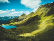 Khi kẻ xấu làm tổn thương bạn: Đừng im lặng, đừng bốc đồng, làm tốt 3 điều này, bạn sẽ chiến thắng!