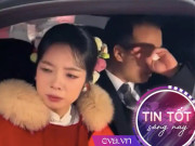 Tin tức - Khoảnh khắc bà nội bịn rịn bên xe cưới của cháu gái gây sốt, có một người khóc nức nở hơn cả cô dâu