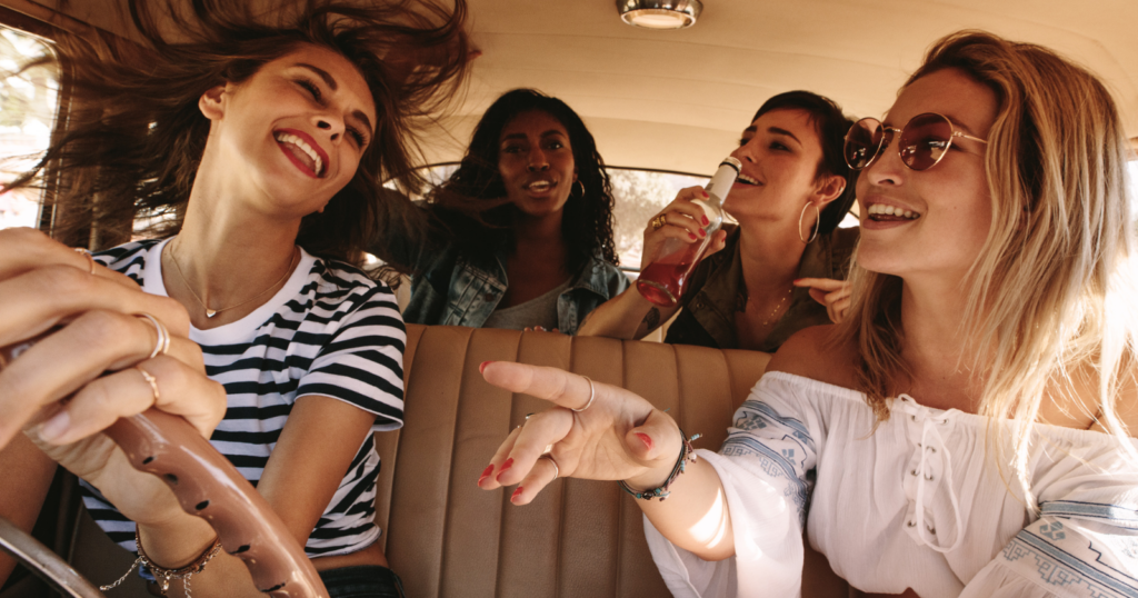 Người thích du lịch đường bộ hơn đi máy bay thường có 9 điểm mạnh thầm lặng này - 3