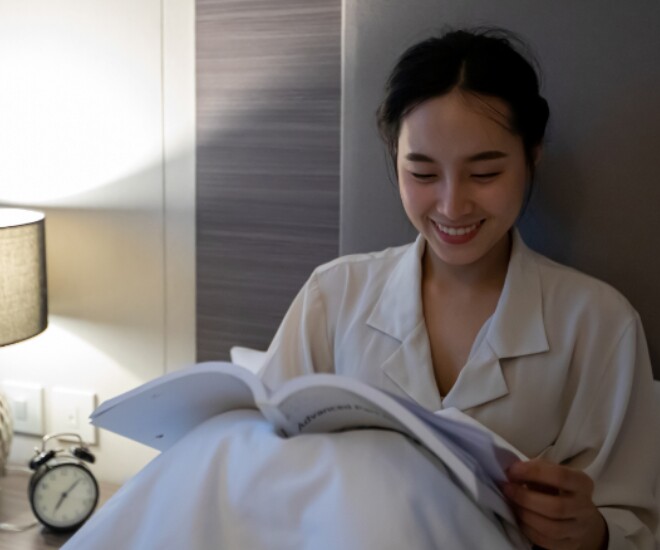 Những người đọc sách trước khi ngủ mỗi đêm sở hữu 9 đặc điểm đáng nể này - 1