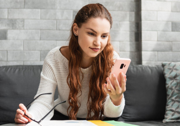 Những người hay theo dõi mạng xã hội mà không bao giờ đăng bài thường không đơn giản, sở hữu 8 đặc điểm tính cách này - 2