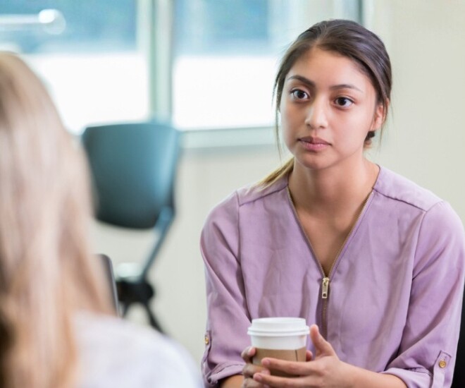 Những người lắng nghe nhiều hơn nói thường không đơn giản, sở hữu 9 đặc điểm tính cách này - 1