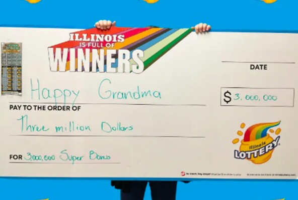 Người phụ nữ giấu tên đã chọn nhận giải thưởng của mình dưới bút danh Bà ngoại hạnh phúc.