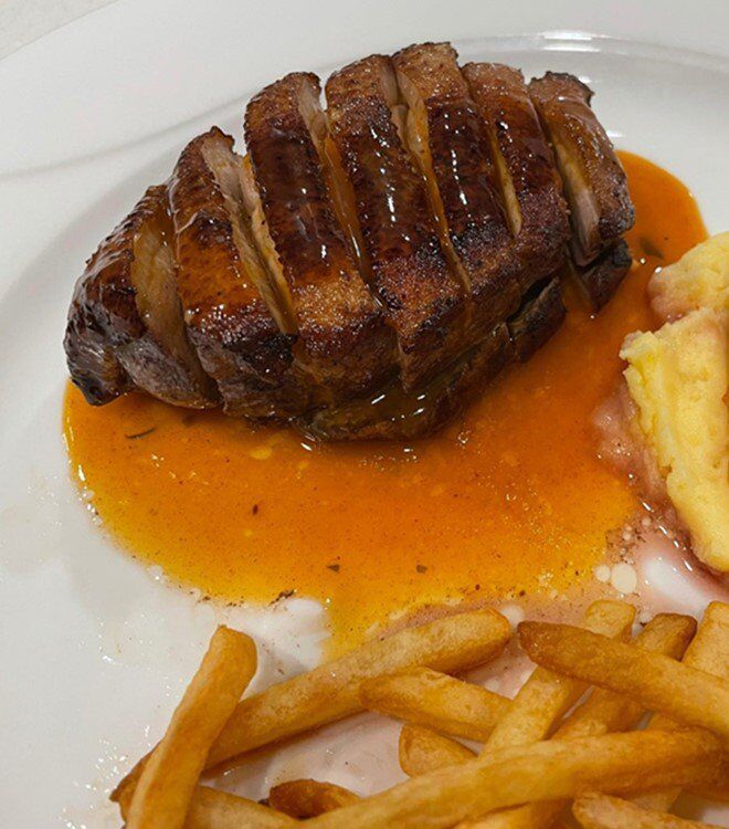 2 con dâu nhà tỷ phú Johnathan Hạnh Nguyễn vừa xinh, vừa được chồng chiều nhưng đảm đang cỡ này! - 17