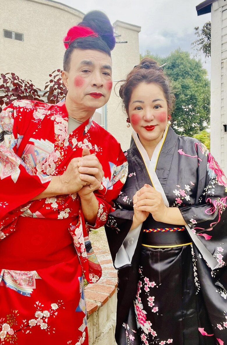 Bố ruột amp;#34;bé Xuân Maiamp;#34; đánh má hồng, mặc đồ nữ, tiết lộ sự thật về con gái và độ amp;#34;chịu chiamp;#34; bất ngờ - 1