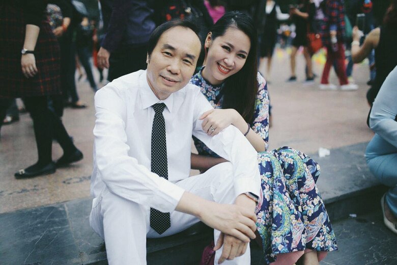 Hoa hậu Dương Thùy Linh và bố - PGS.TS Dương Đức Lân.