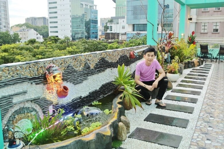 Cơ ngơi đắt giá của 3 sao Việt cùng tuổi 46: Người ở nhà 2.000 cây vàng, người mua cả khách sạn 6 tầng - 19