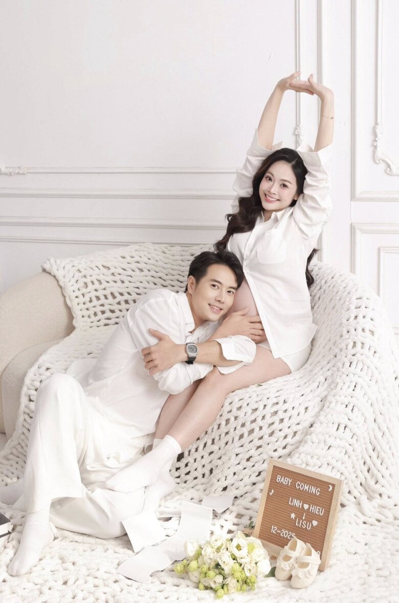 MC Thùy Linh lần đầu chụp ảnh hở hang vì thua kèo chồng.