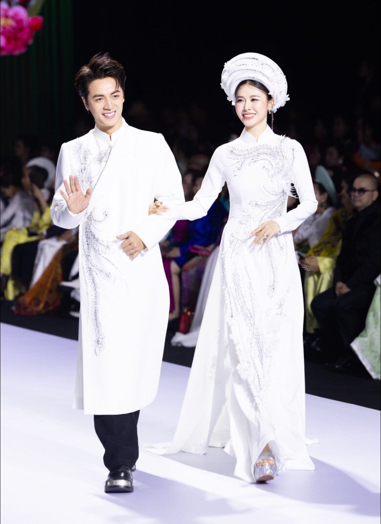 Nam ca sĩ nổi tiếng cùng thủy tiên 20 năm trước nay giàu sụ sống hạnh phúc bên mỹ nhân trong biệt thự to đùng - 17