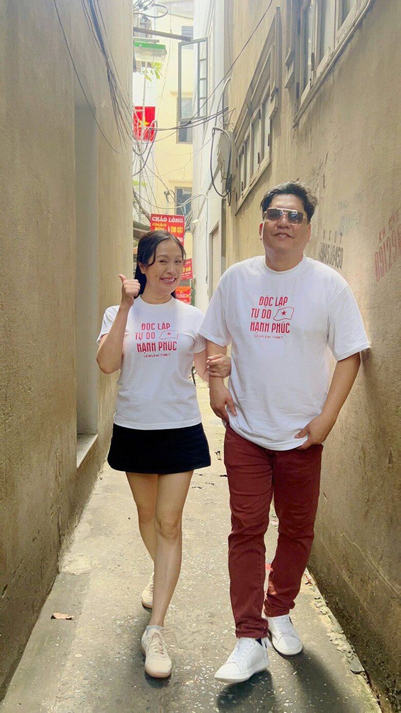 Ngoại hình của đạo diễn Đức Thịnh sau khi giảm 10kg, được vợ đẹp khen amp;#34;càng già càng bảnh tỏnamp;#34; - 5