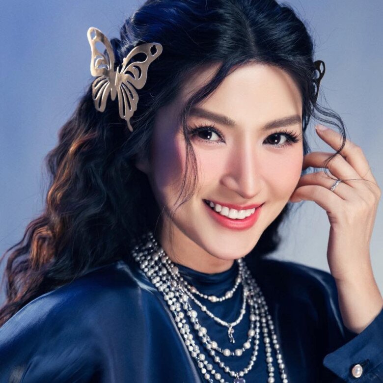 Cô không chọn cách đối đầu với anti fan như Lệ Quyên mà chỉ nhẹ nhàng block.