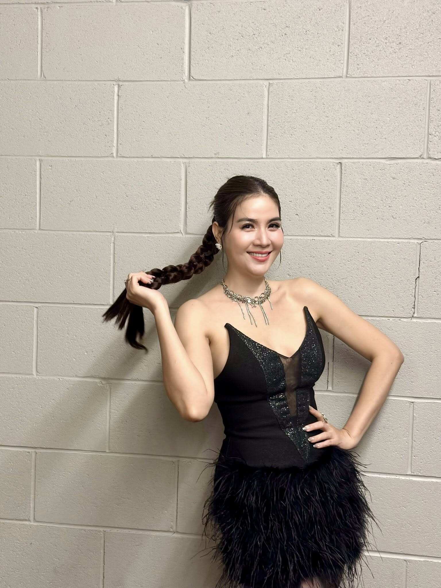 Nữ diễn viên được chồng sang tận Manchester cầu hôn có NSND Hồng Vân chứng kiến, nay là amp;#34;gái một conamp;#34; vẫn đẹp rực rỡ - 11