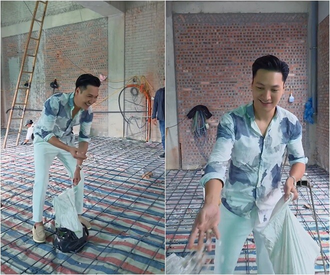 Gia chủ Mạnh Trường tươi cười tham gia cùng vợ, thể hiện ý thức và tâm huyết với việc xây dựng không gian sống, chứ không chỉ ủy quyền cho đội thợ.