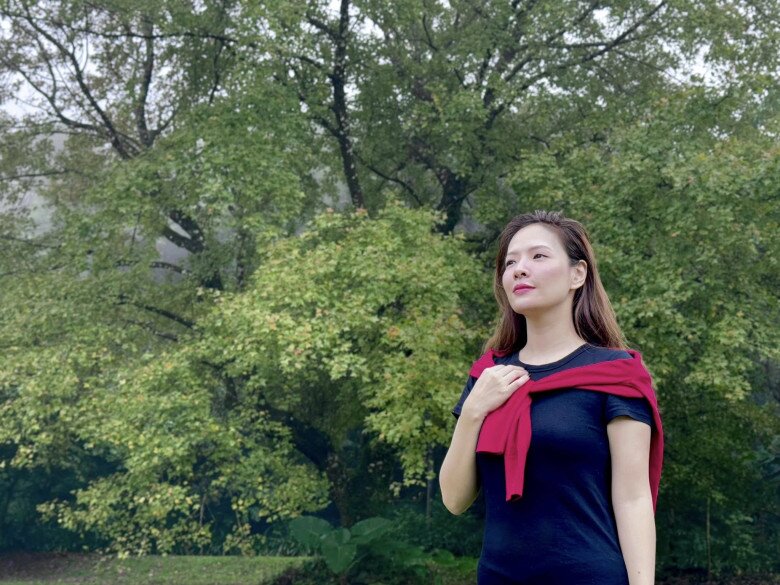 Trải qua nhiều thăng trầm, bà xã Nguyễn Khải Anh có những cái nhìn đa chiều, thấu đáo.