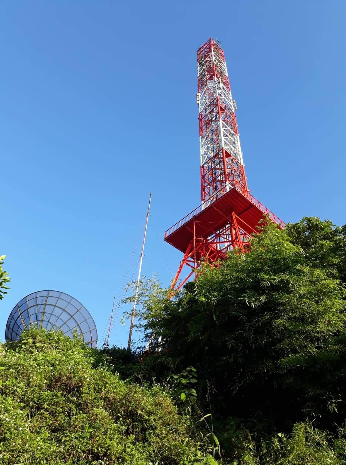 Thử Thách Leo Tháp Truyền Hình