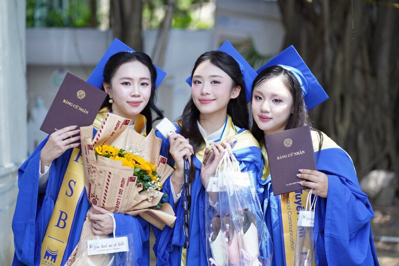 Bảo Ngọc đã đạt được kết quả học tập xứng đáng sau những nỗ lực