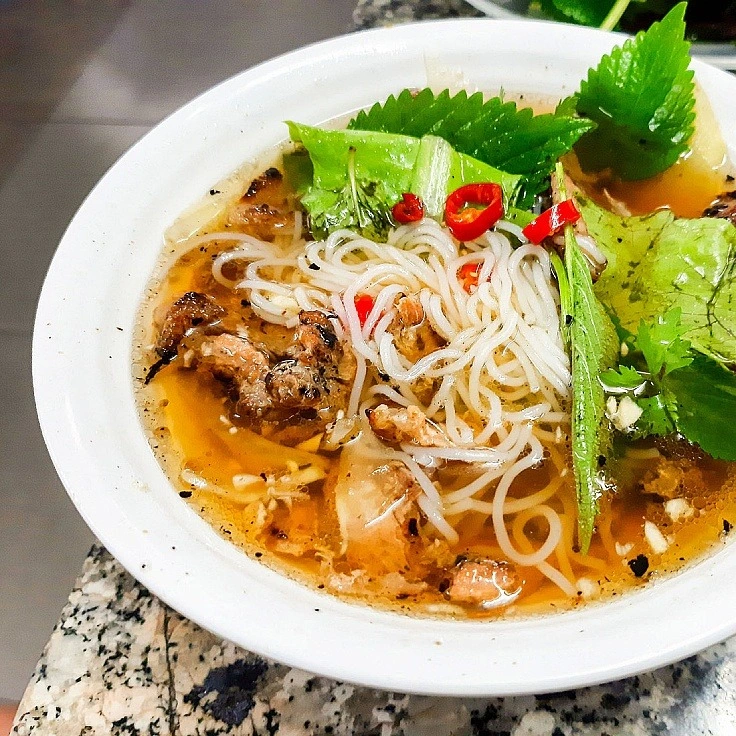 Bún chả Huong Liên nổi tiếng Hà Nội