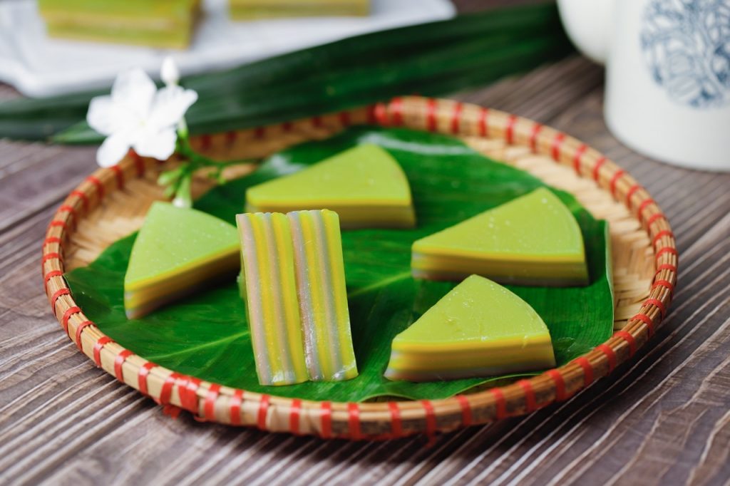 Bánh 9 tầng mây được tạo ra khá cầu kỳ cho hương vị thanh mát