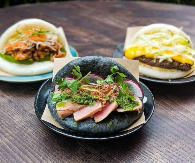 Bánh bao kẹp cá ngữ độc lạ 