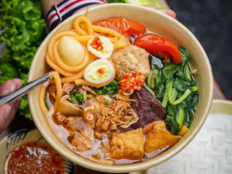 Bún đỏ là đặc sản nhất định phải nếm thử