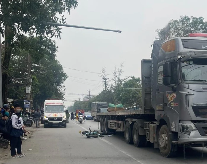 Hiện trường vụ tai nạn khiến cụ ông tử vong tại chỗ. Ảnh: MXH