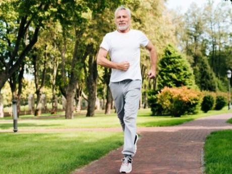 Từ 50 - 65 tuổi còn làm tốt 6 điều này chứng tỏ cơ thể bạn vẫn sung mãn, dẻo dai