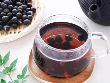 Tại sao uống nước đậu đen rang lại tốt hơn nước đậu đen chưa rang?