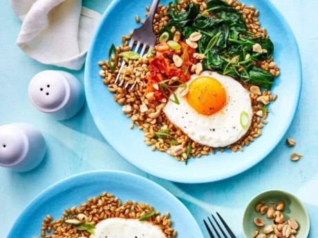 4 bữa sáng giàu protein và chất xơ, dễ tiêu hóa giúp tuổi già khỏe mạnh