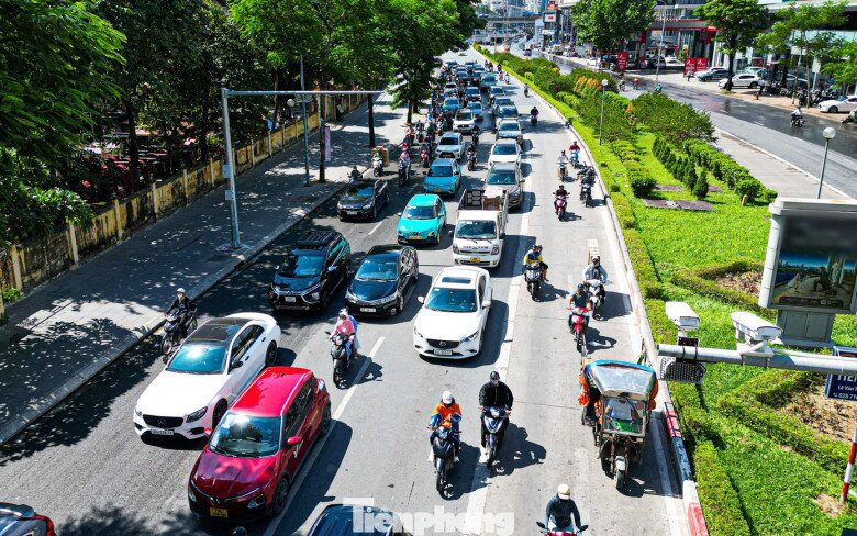 amp;#34;Mắt thầnamp;#34; AI giăng khắp đường phố Hà Nội, người đi xe máy vẫn vô tư vượt đèn đỏ - 11
