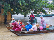 Tin tức - Sau mưa lũ lịch sử, Biển Đông vẫn còn 1-2 cơn bão nữa trong thời gian tới